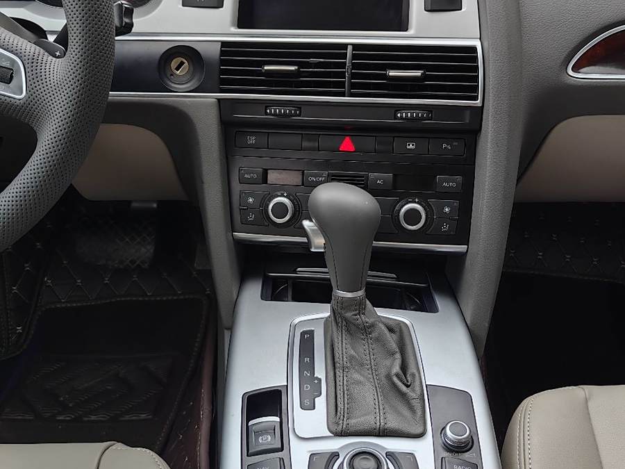 audi-a6l-2010-2-0-tfsi-automatic-standard-model-12-156953-8