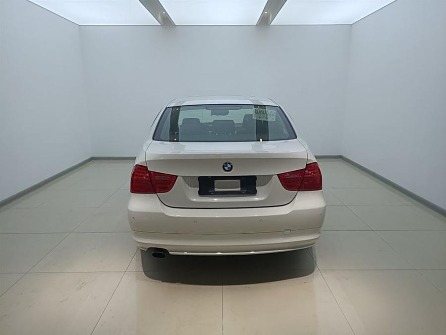 bmw-3-series-2010-318i-progressive-4-151408-8