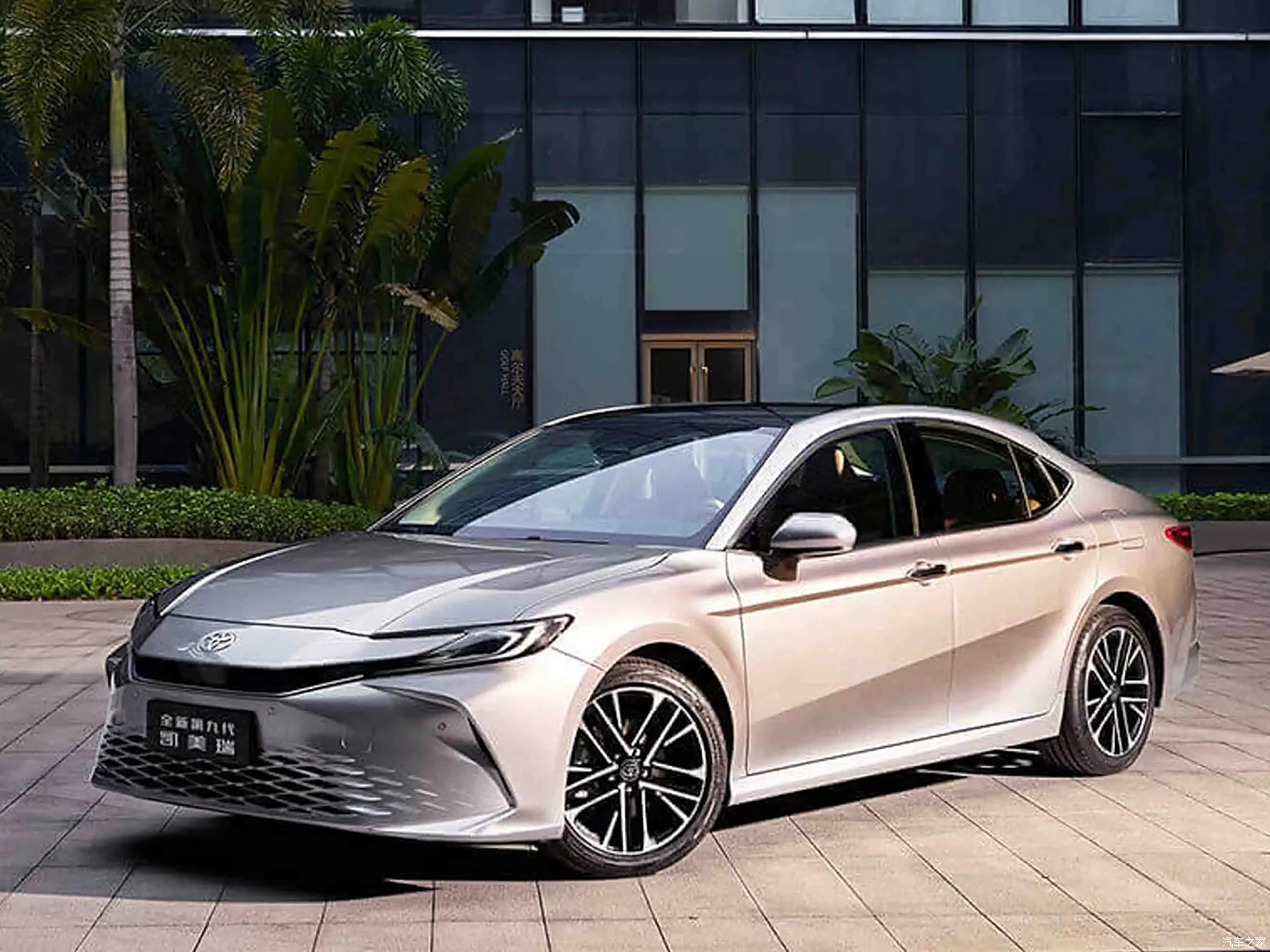 camry-2024-hybrid-2-0hgvp-luxury-edition-163604-12