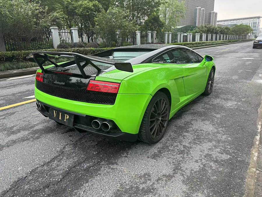 gallardo-2011-lp-560-4-bicolore-5-203887-9