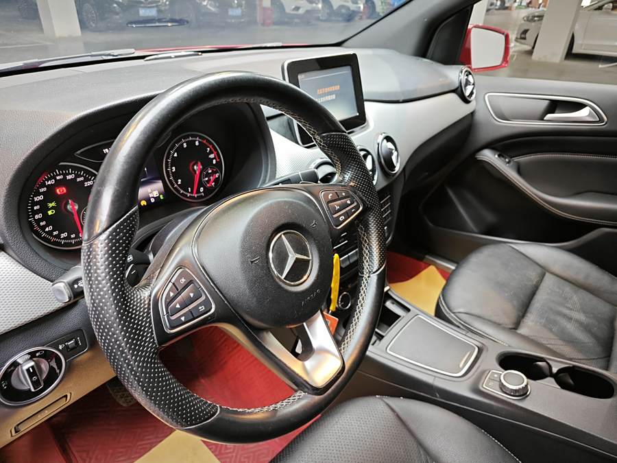 mercedes-benz-b-class-2015-b-200-dynamic-3-170174-8