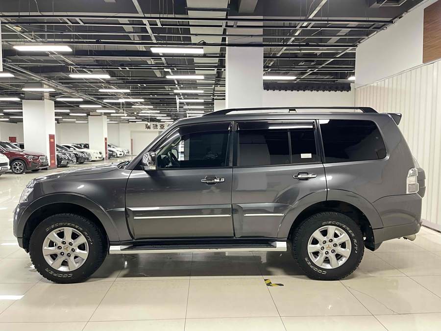 pajero-import-2016-model-3-0l-automatic-luxury-edition-national-emission-standard-v-80772-20