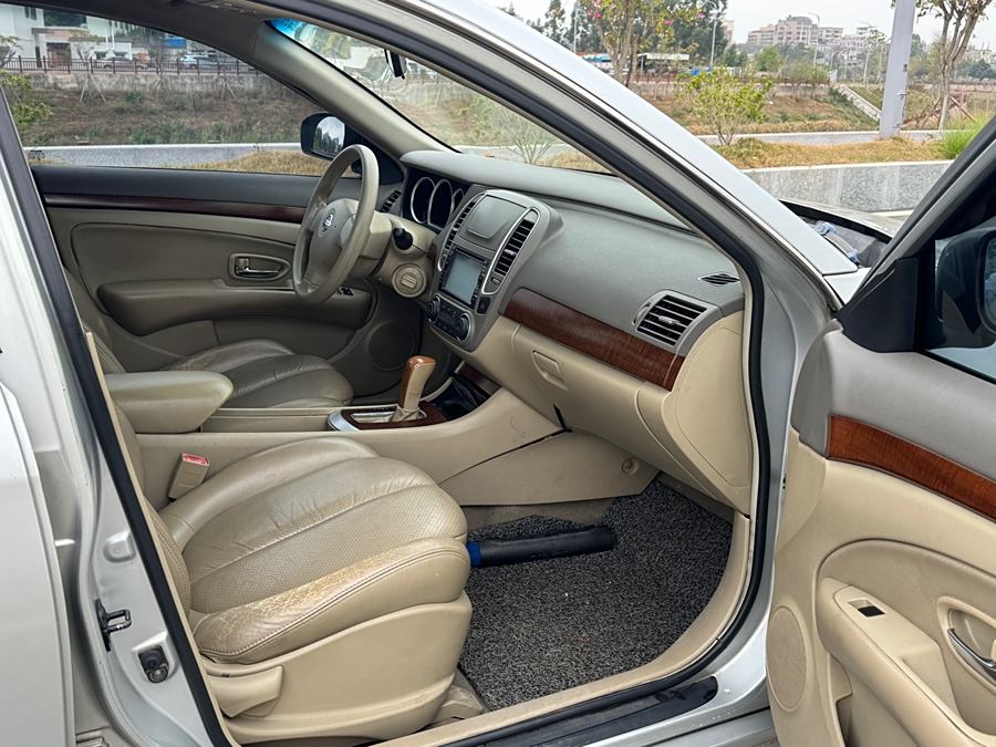 sylphy-2009-model-1-6xl-automatic-luxury-sunroof-edition-96809-18