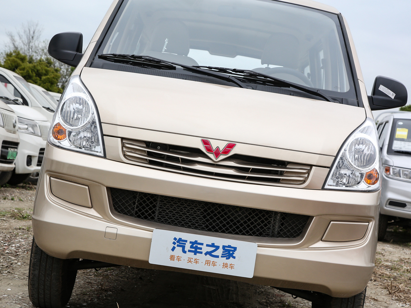 wuling-rongguang-s-2022-1-2l-basic-model-with-windows-2-seats-lsi-156726-37