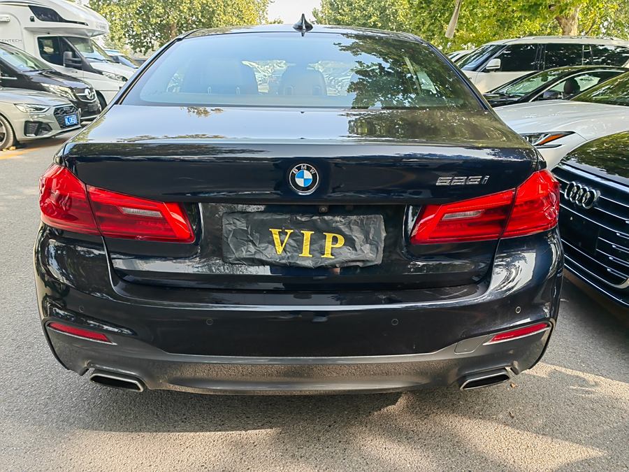 bmw-5-series-imported-2018-525i-m-sport-package-244128-9