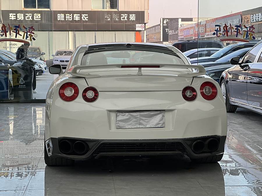 nissan-gt-r-2012-3-8t-premium-edition-11-241223-9