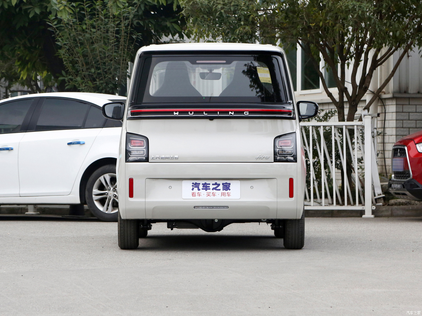 wuling-air-ev-clear-sky-2023-two-seater-standard-edition-427076-6