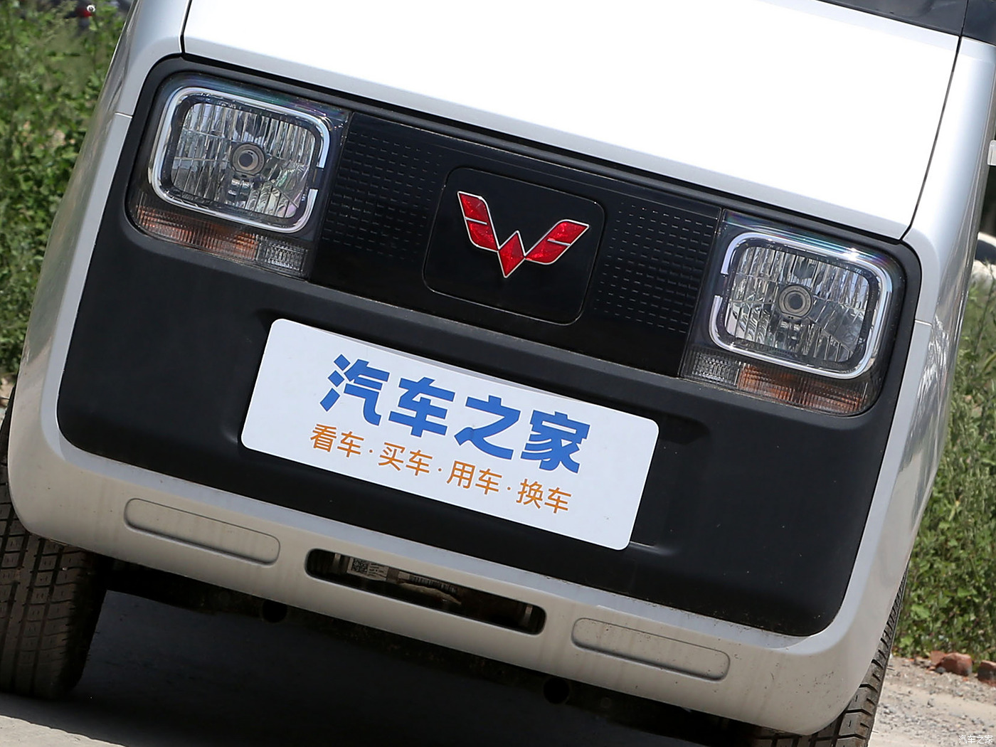 wuling-e10-2023-practical-model-413895-37