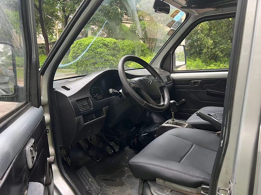 wuling-rongguang-light-truck-2012-1-5l-double-row-basic-model-l3c-352063-9