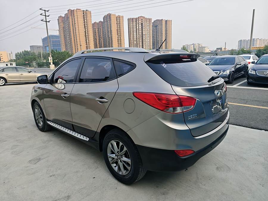 beijing-hyundai-ix35-2015-2-0l-automatic-2wd-comfort-type-national-iv-692981-6