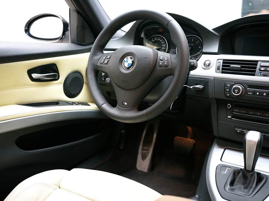 bmw-3-series-imported-2005-330i-628377-20