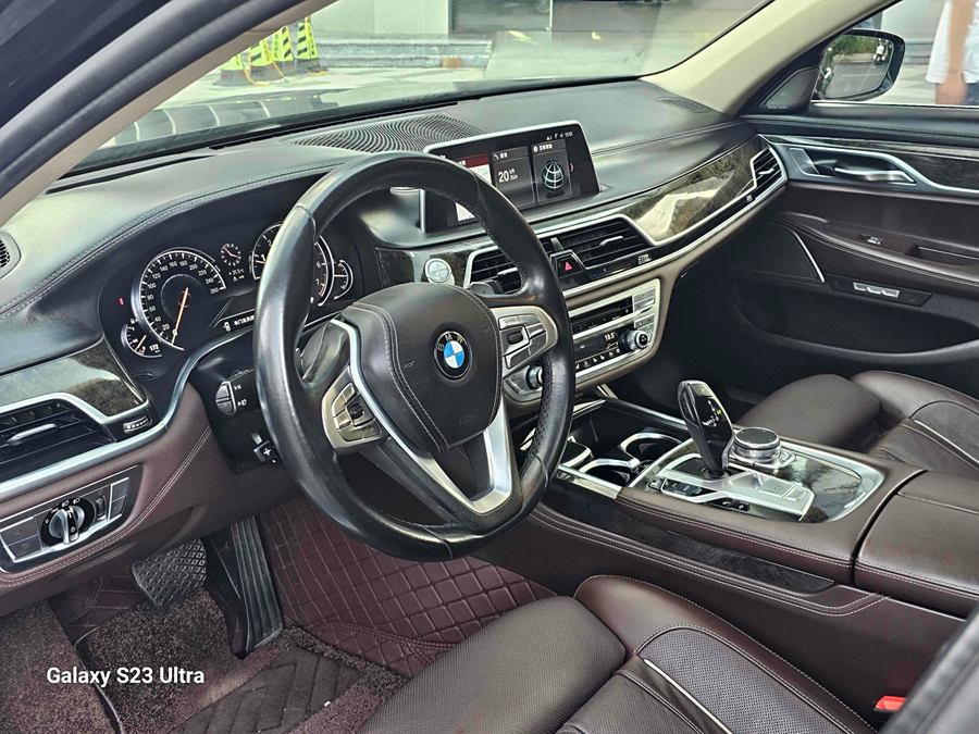 bmw-7-series-2016-740li-leading-edition-3-672140-13