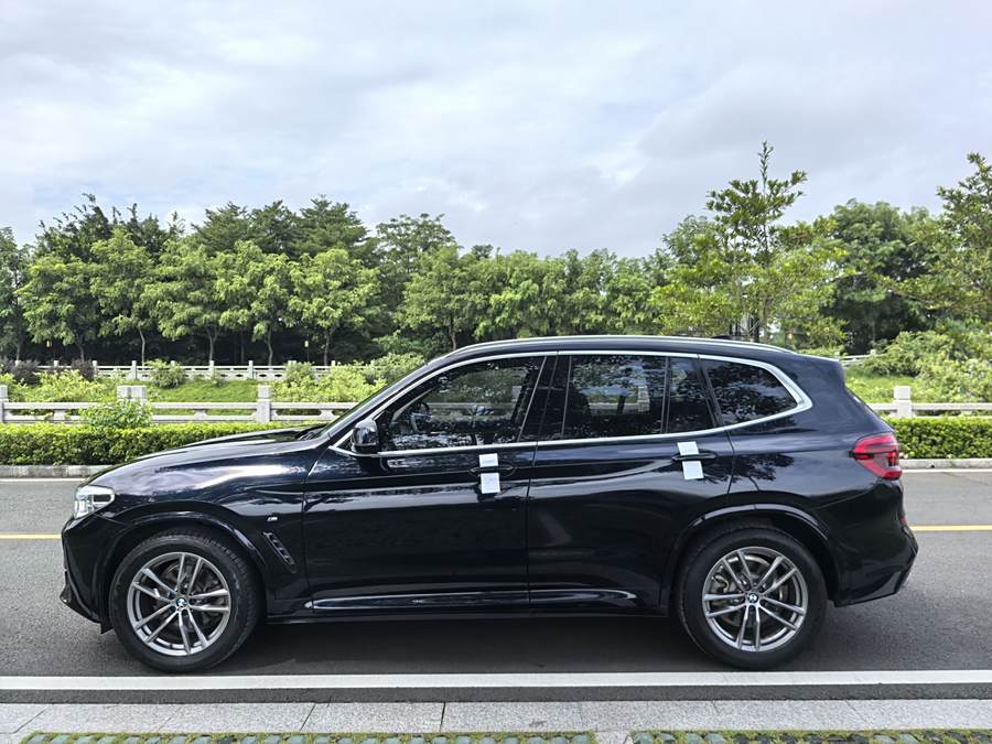 bmw-x3-2021-xdrive25i-m-sport-package-688922-33