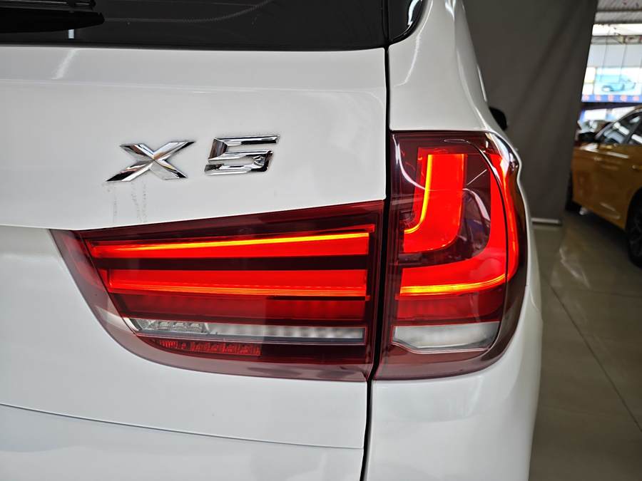 bmw-x5-imported-2014-xdrive35i-leading-edition-6-700118-23