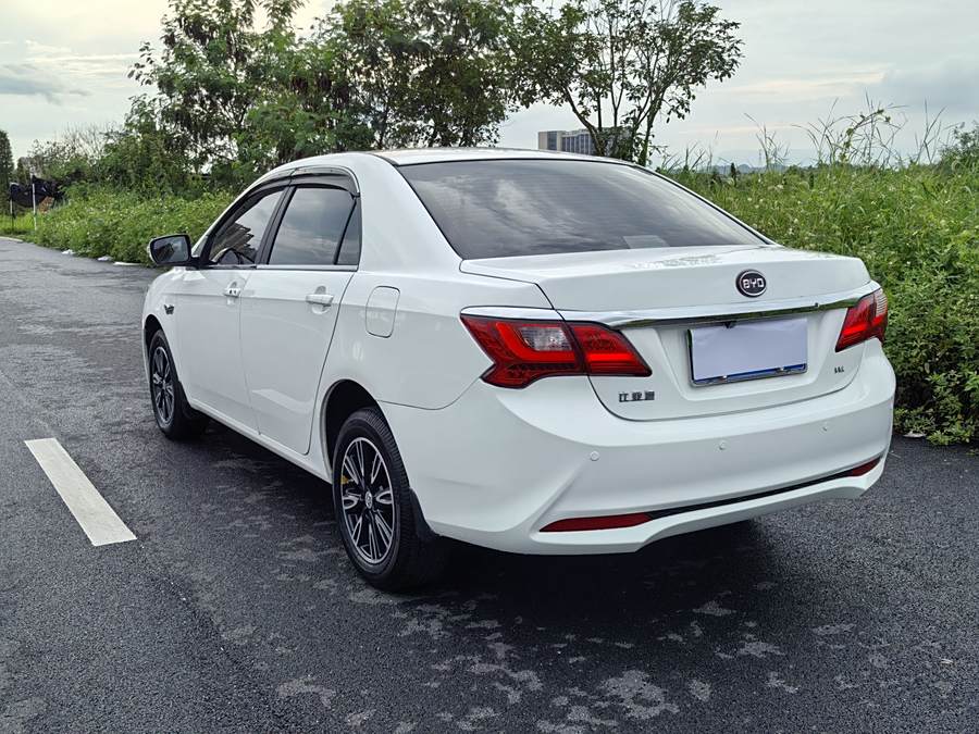 byd-f3-2016-1-5l-manual-luxury-model-502259-6