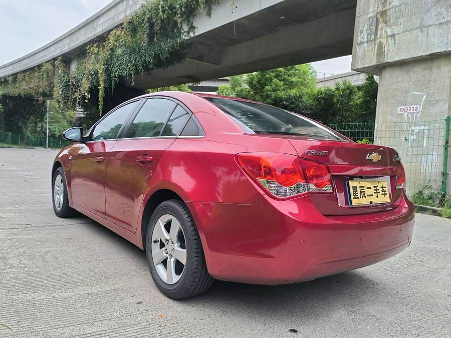 cruze-2011-1-6l-se-at-5-666449-12