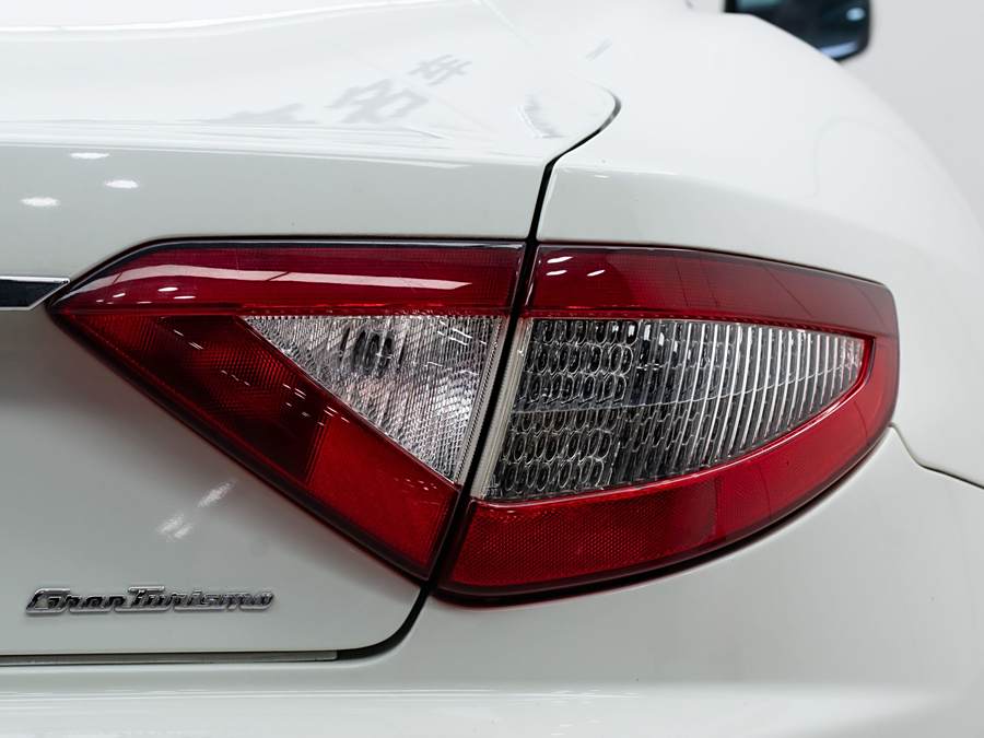 granturismo-2013-4-2l-automatic-552381-24