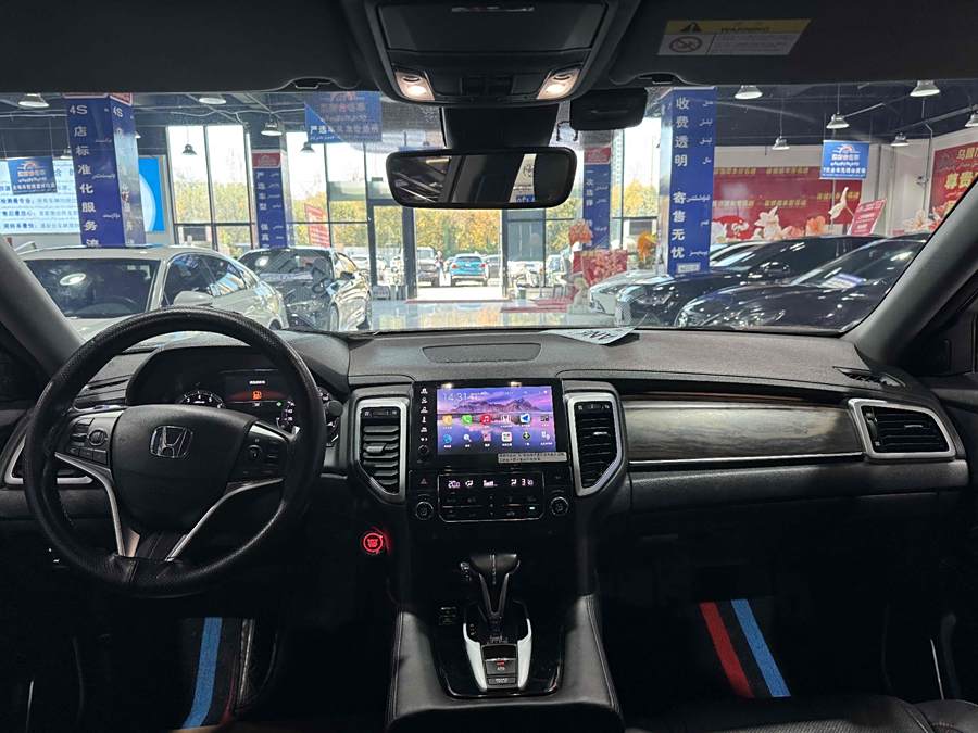 honda-ur-v-2017-240turbo-2wd-luxury-edition-national-v-713035-9