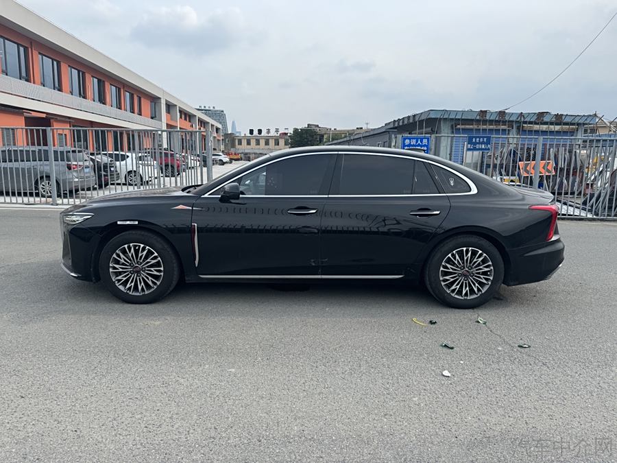 hongqi-h5-2023-2-0t-automatic-intelligent-connection-flagship-edition-10-680985-8