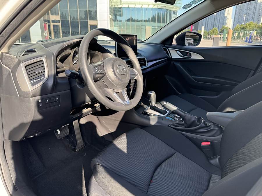 mazda-3-2019-angkesaila-cloud-control-edition-sedan-1-5l-automatic-comfort-type-national-v-672568-8