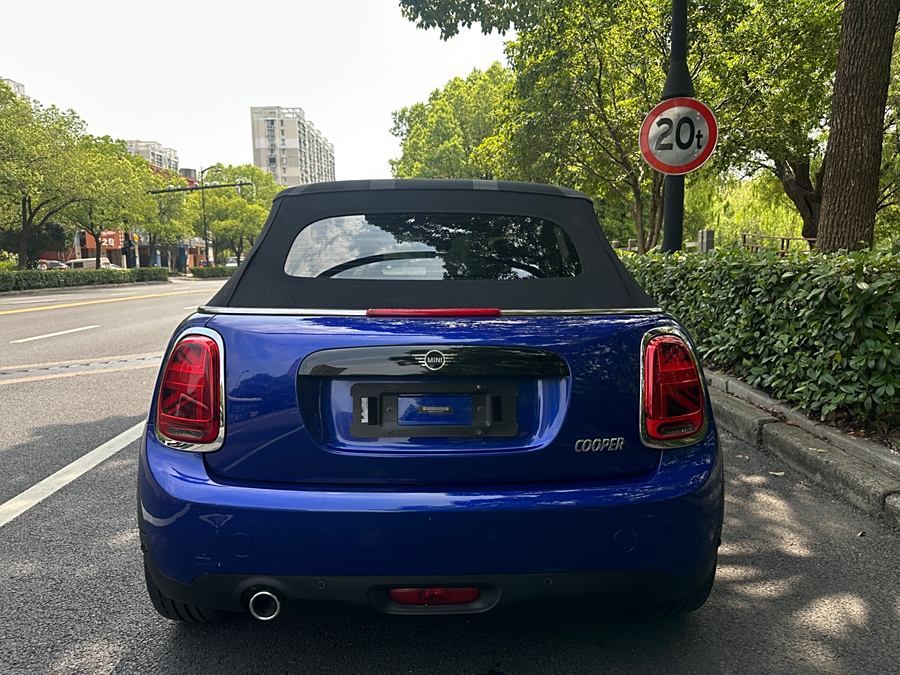 mini-2018-1-5t-cooper-cabrio-artist-668253-8