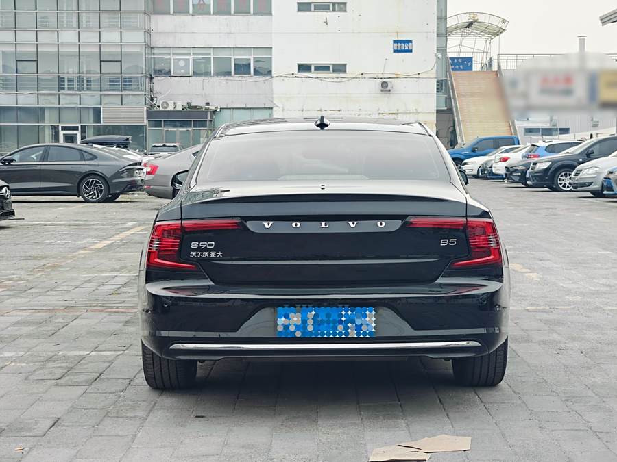 volvo-s90-2022-b5-zhiyi-luxury-edition-703560-16