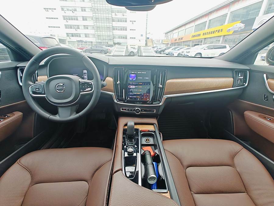 volvo-s90-2022-b5-zhiyi-luxury-edition-703560-6