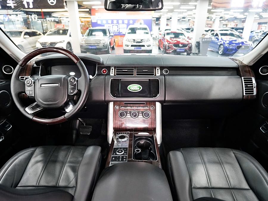 range-rover-2015-3-0-sc-v6-vogue-se-genesis-extended-edition-2-725067-15