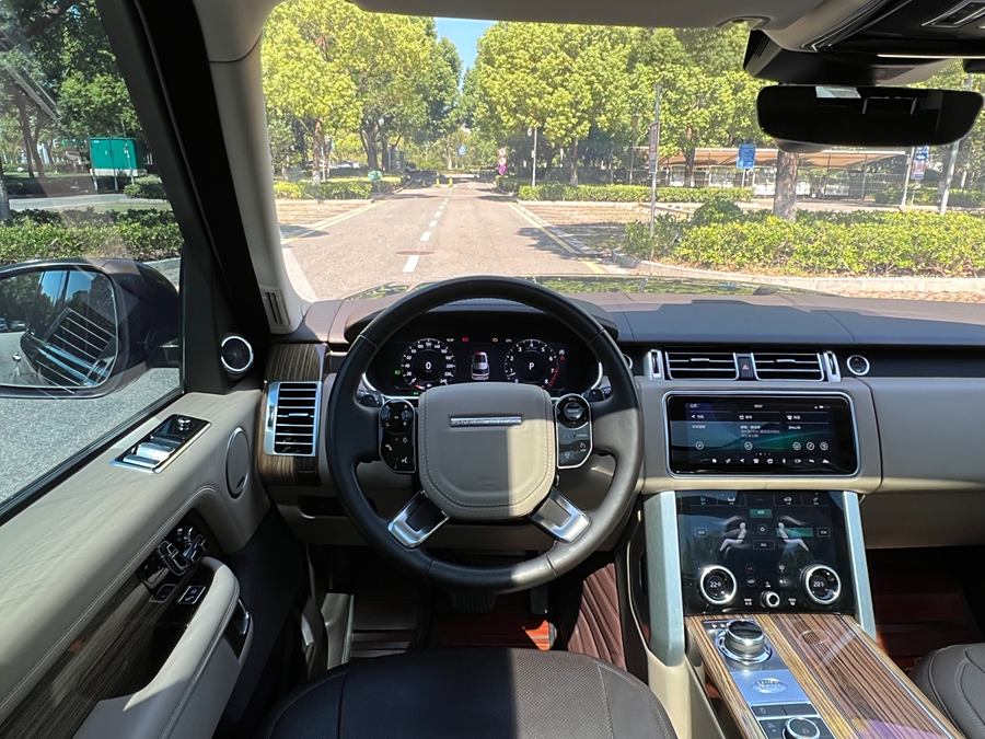 range-rover-2018-3-0-sc-v6-vogue-extended-edition-3-731618-10