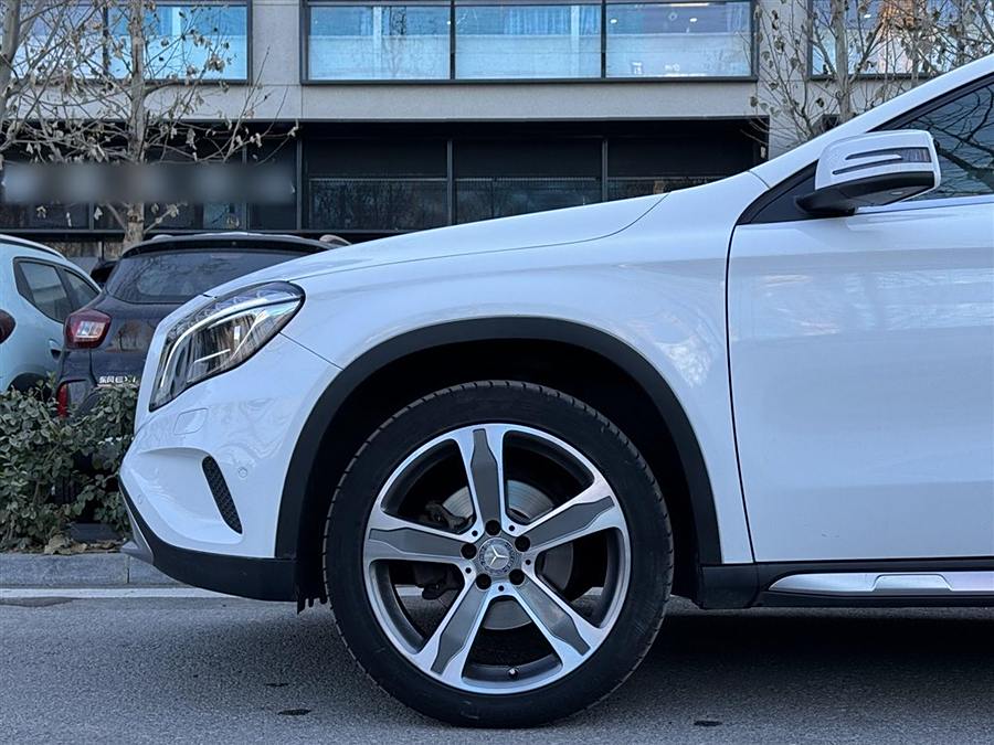 mercedes-benz-gla-2015-gla-220-4matic-luxury-734734-9